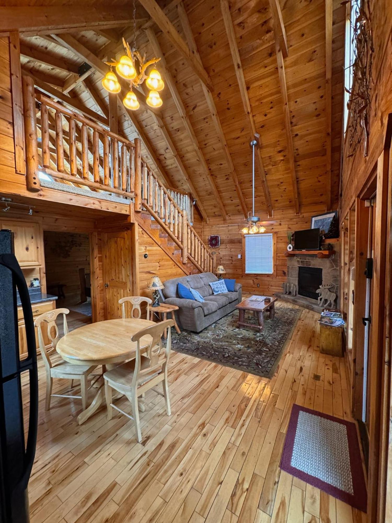 Smoky Paws - Exceptional Cabin, Stunning Mountain Views, Hot Tub, Tranquil, Gigabit Internet, Free L2 Ev Pigeon Forge Buitenkant foto